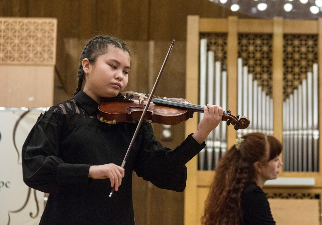 Сургутский музыкальный колледж соберёт лучших исполнителей на струнно-смычковых инструментах