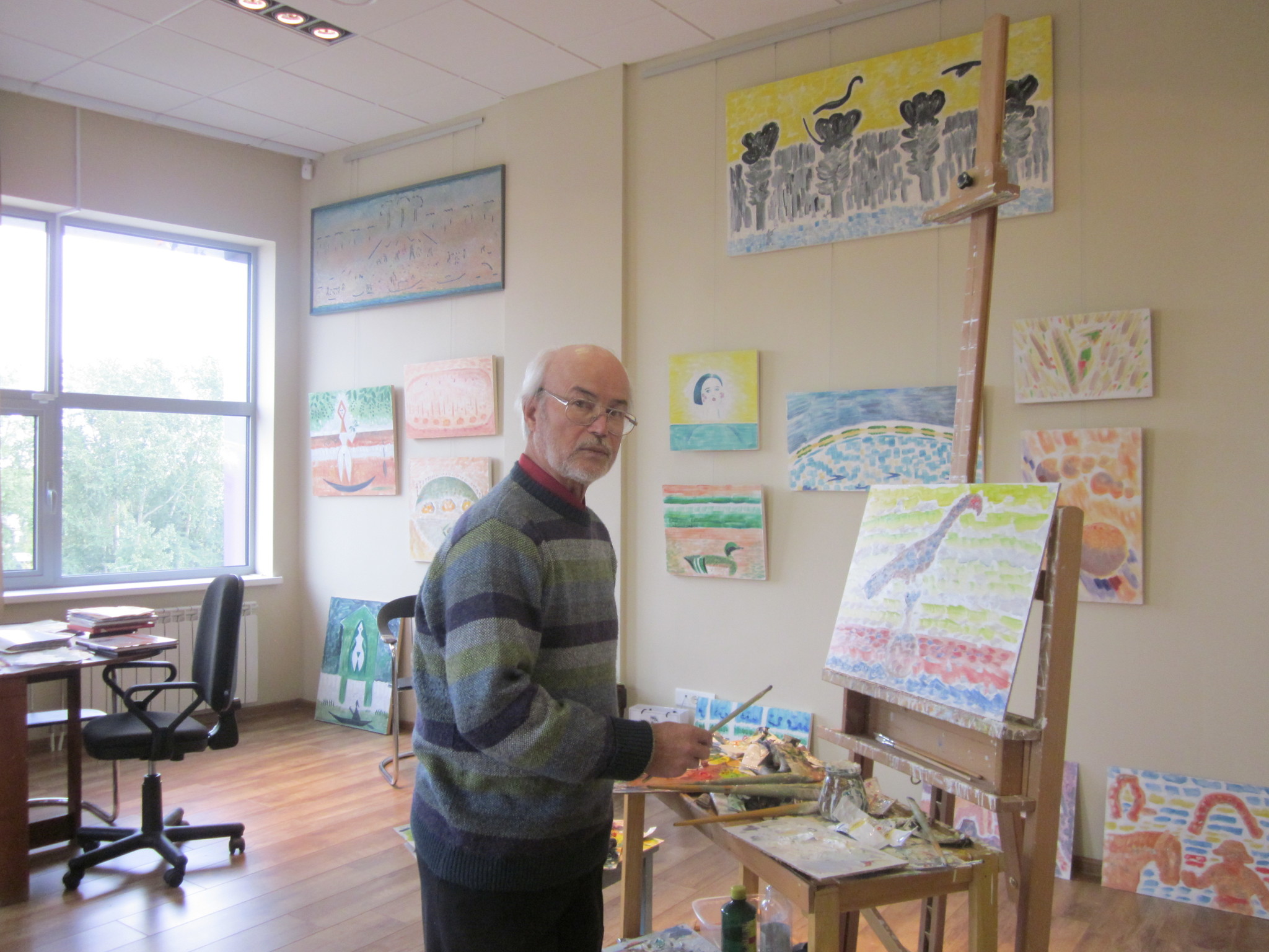 Учащие нефтеюганской школы искусств встретятся с художником Геннадием Райшевым