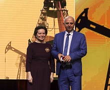 В КТЦ «Югра-Классик» чествовали лучших нефтяников и газовиков