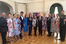 Ансамбль «Млада» и Юрий Сорокин поздравили ветеранов концертом