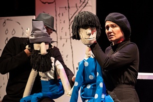 Спектакль про орнитолога и домохозяйку покажут в Театре кукол 