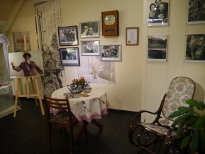 Музей «Торум Маа» продлил сроки экспонирования выставки «Семь Я»