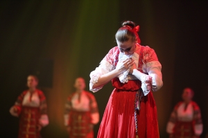 От гуслей до балалайки: в КТЦ «Югра-Классик» прошел концерт русской народной музыки и песни