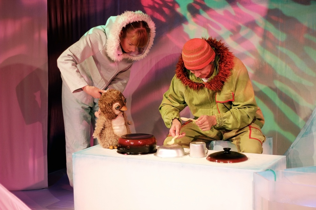 Ханты-Мансийский театр кукол зовет на спектакль самых маленьких зрителей