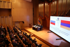 Парламентарии России и Армении провели выездное заседание в Югре
