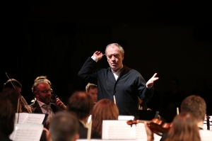 Концерты симфонического оркестра Мариинского театра и маэстро Валерия Гергиева на главной сцене Югры 