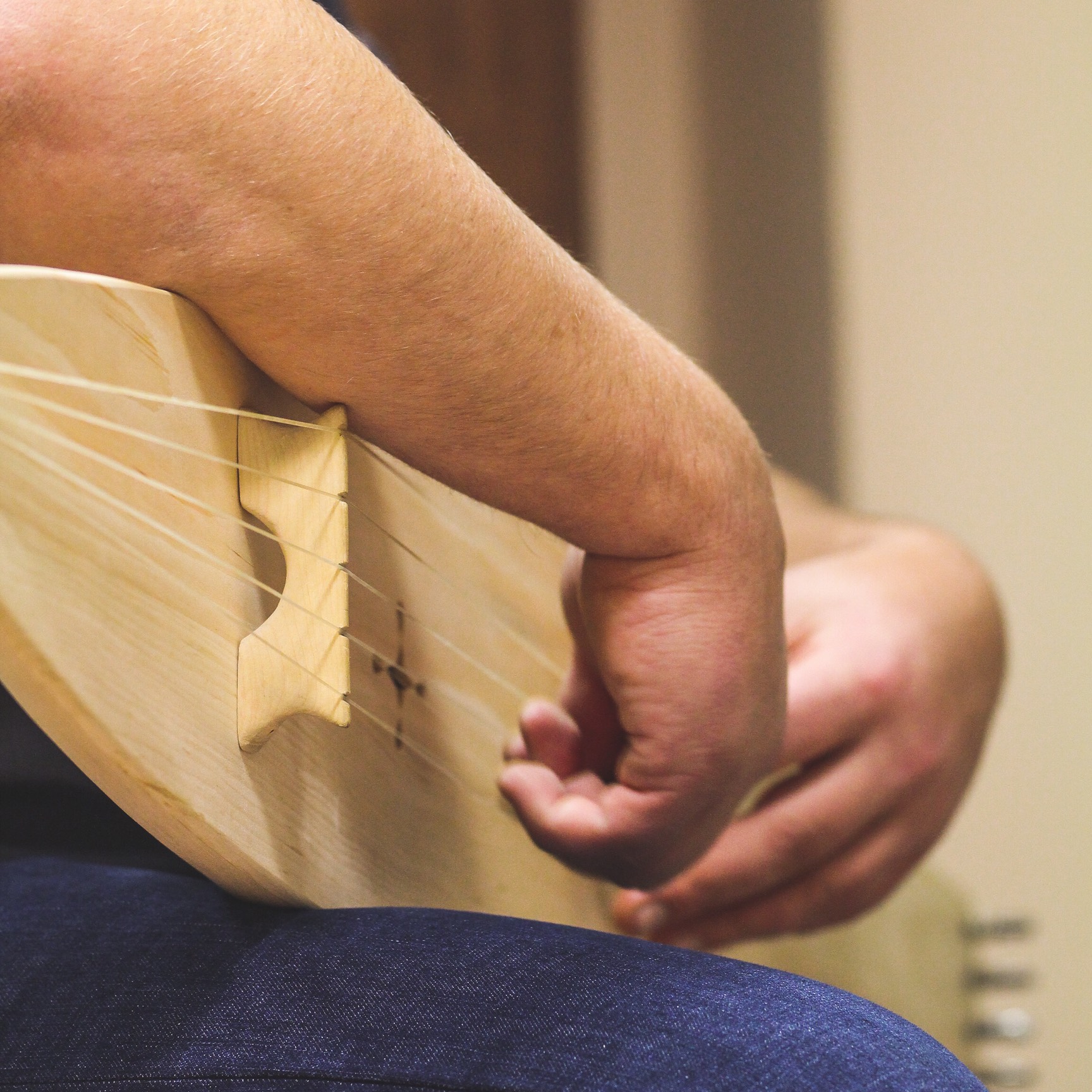 Научим игре и изготовлению музыкальных инструментов обско-угорских народов
