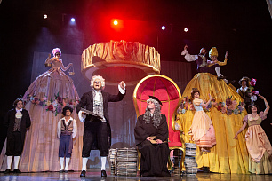 Сургутский музыкально-драматический театр радует зрителей четверть века!
